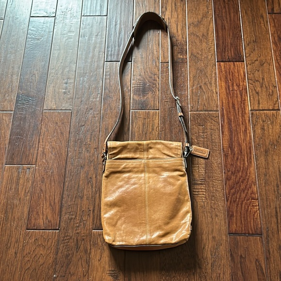 Coach cross body bag, unisex. - Picture 3 of 16